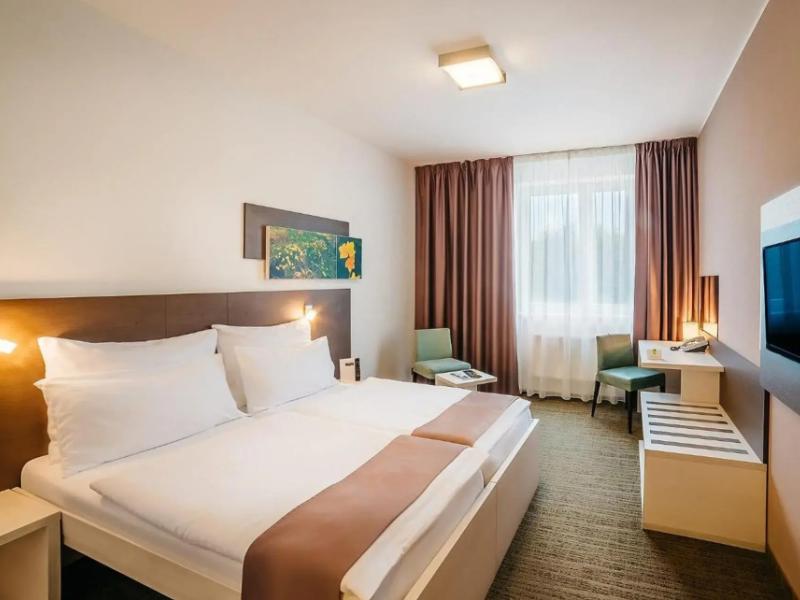 Maximus Resort