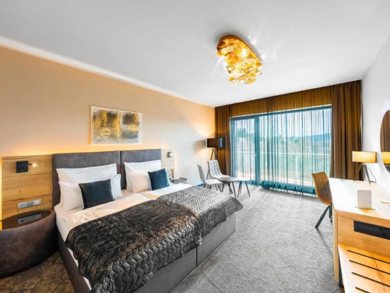 Maximus Resort