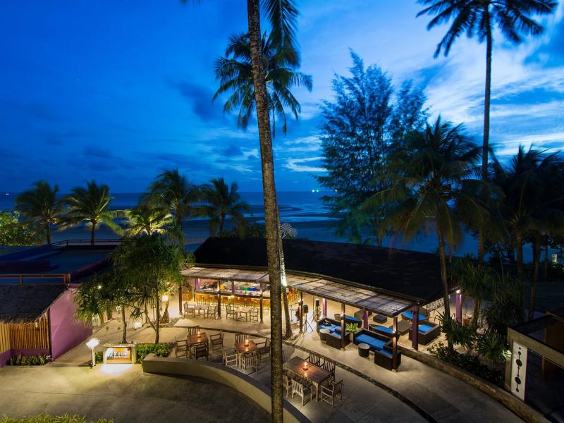 Apsara Beachfront Resort and Villa