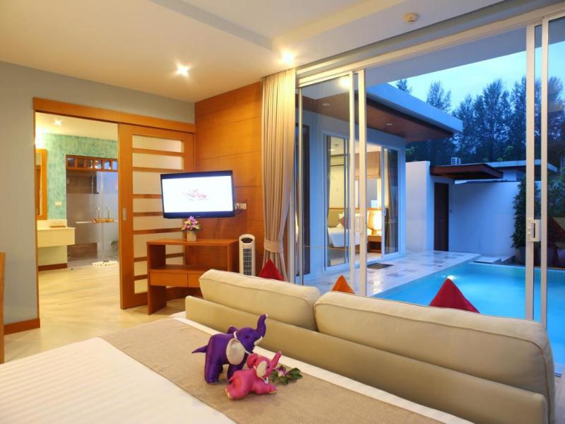 Apsara Beachfront Resort and Villa