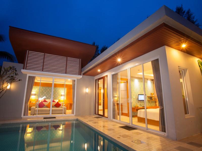 Apsara Beachfront Resort and Villa