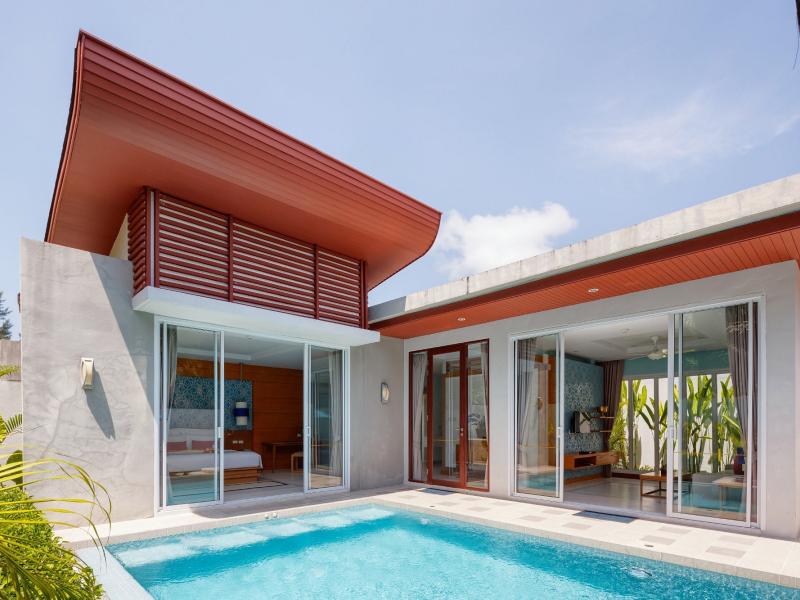 Apsara Beachfront Resort and Villa