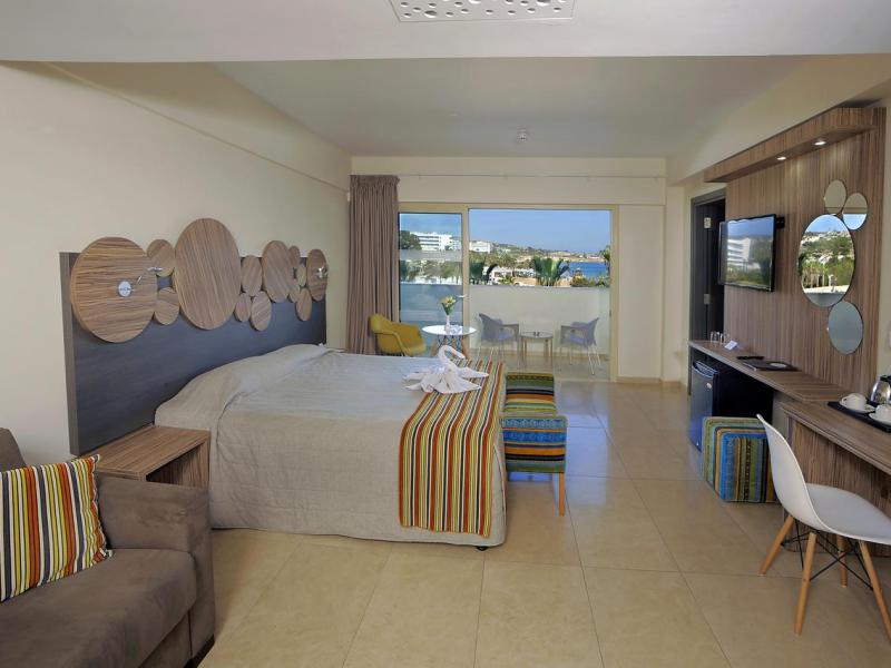 Nelia Beach Hotel