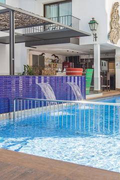 Отель Neptuno Hotel & Apartments Испания, Калелья, фото 3