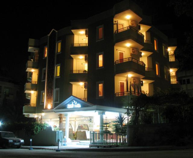 Kleopatra Neray Hotel