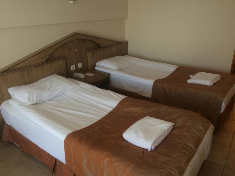 Premier Nergis Beach