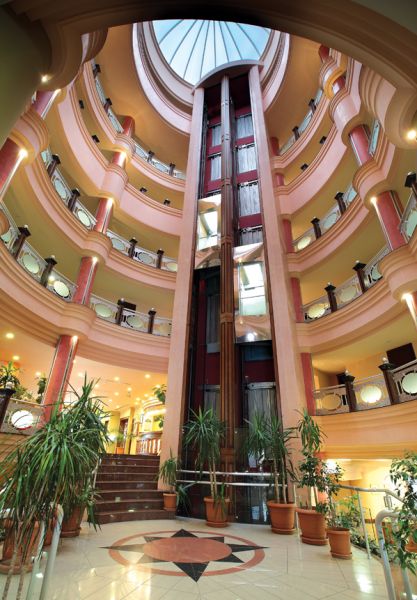 Motto Premium Hotel & Spa