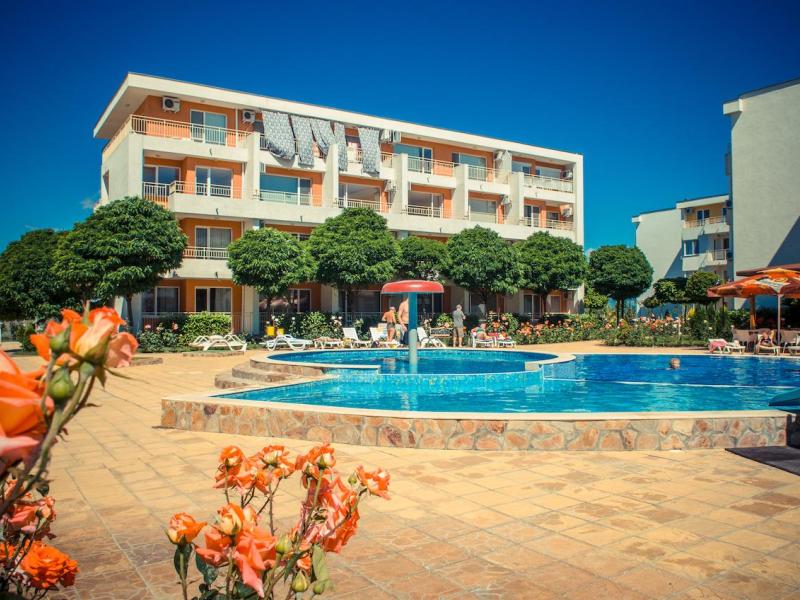 Nessebar Fort Club