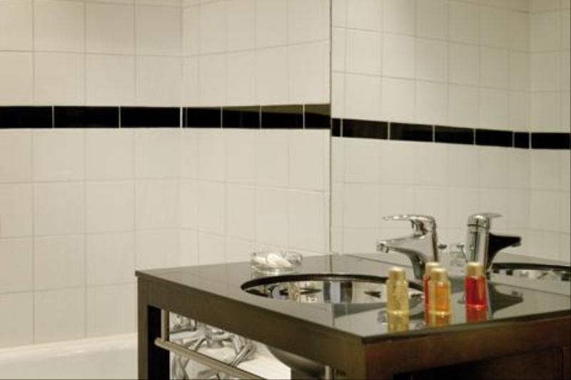 New Hotel Saint Charles