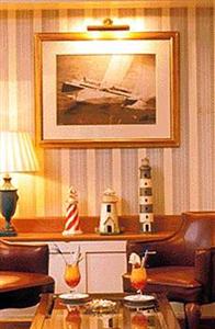 New Port Bay Club