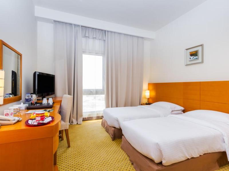 BM Acacia Hotel & Apartments