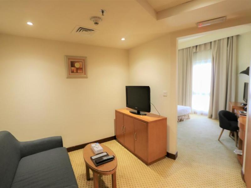 BM Acacia Hotel & Apartments