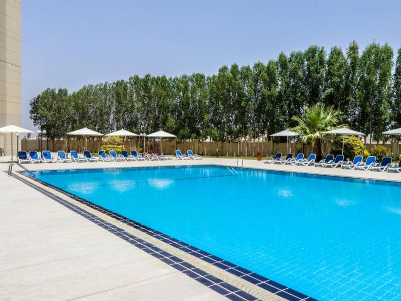 BM Acacia Hotel & Apartments