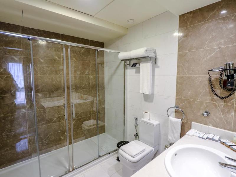 BM Acacia Hotel & Apartments