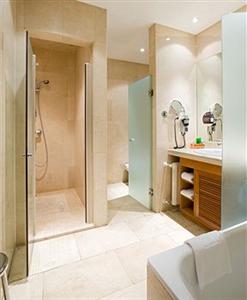 NH Collection Madrid Abascal