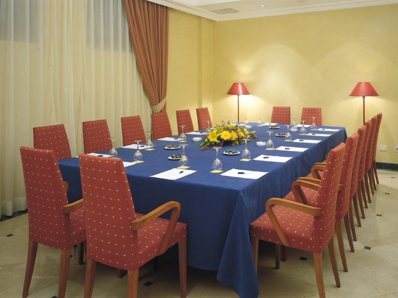 NH Collection Madrid Abascal