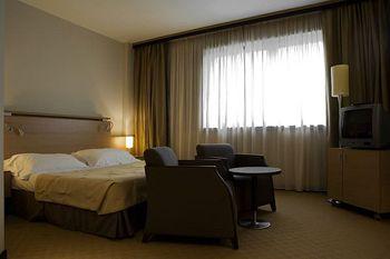 NH Bologna Villanova