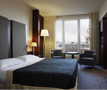 NH Collection Flower Market