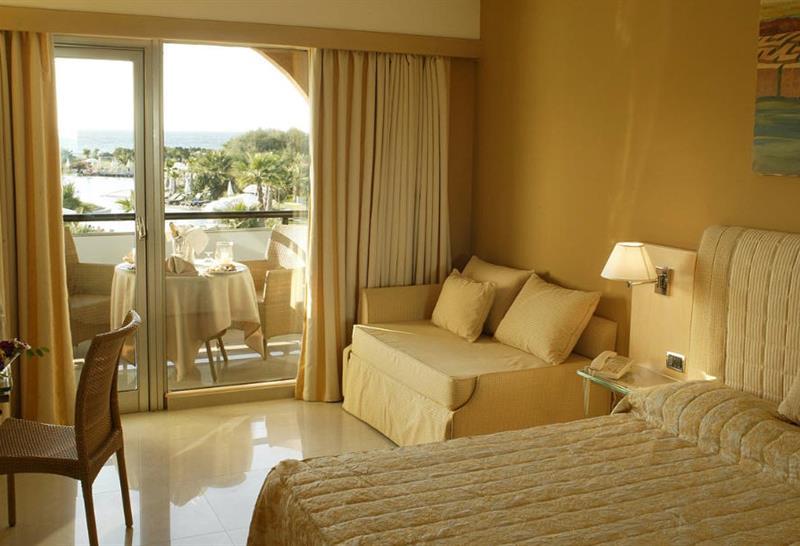 Acacia Resort