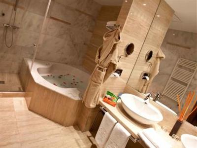 NH Gran Hotel Casino Extremadura