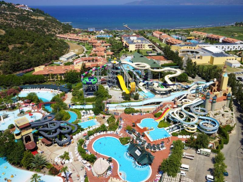 Aqua Fantasy Aquapark & Resort