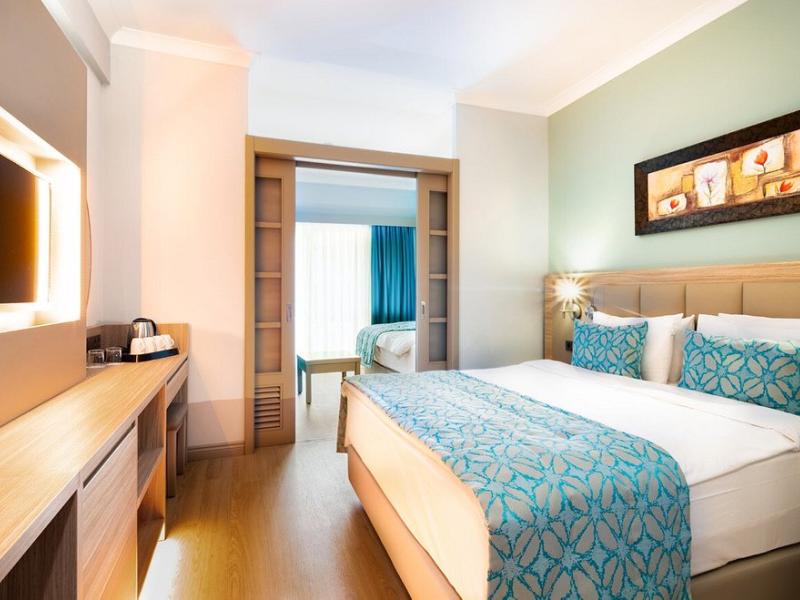 Aqua Fantasy Aquapark Hotel & Spa