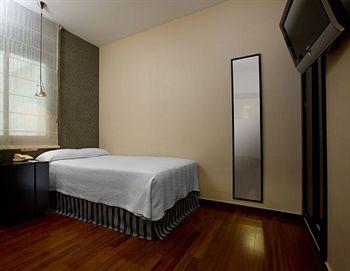 NH Barcelona Eixample