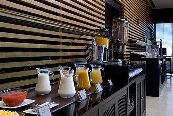 Отель Mercader Испания, Мадрид, фото 3