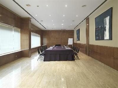 NH Sevilla Plaza de Armas (Nh Plaza De Armas Hotel Seville, Nh Hotels Seville, Nh Hotel Seville)