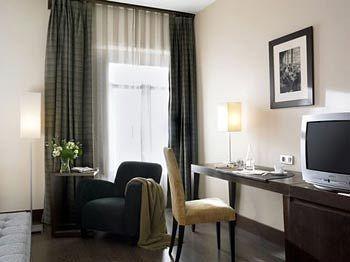 NH Collection Leon Plaza Mayor