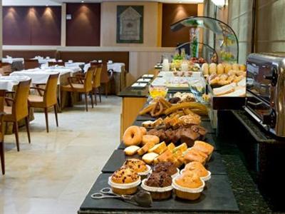 Hotel NH Madrid Sanvy