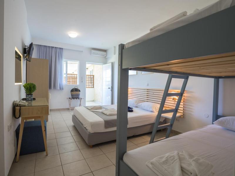 Niforeika Beach Hotel & Bungalows