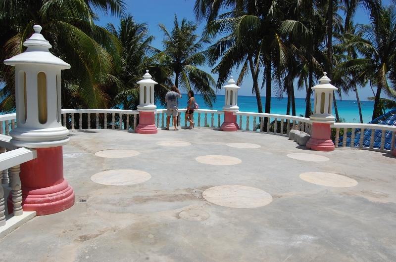 Nigi Nigi Too Beach Resort