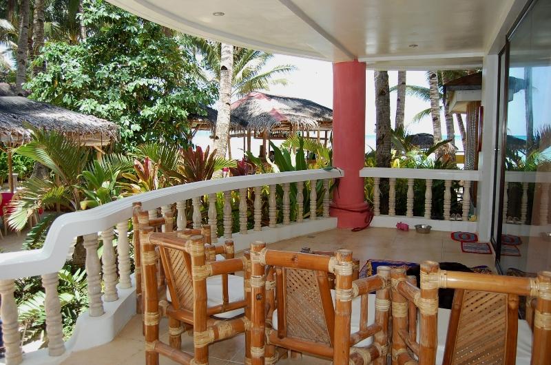 Nigi Nigi Too Beach Resort