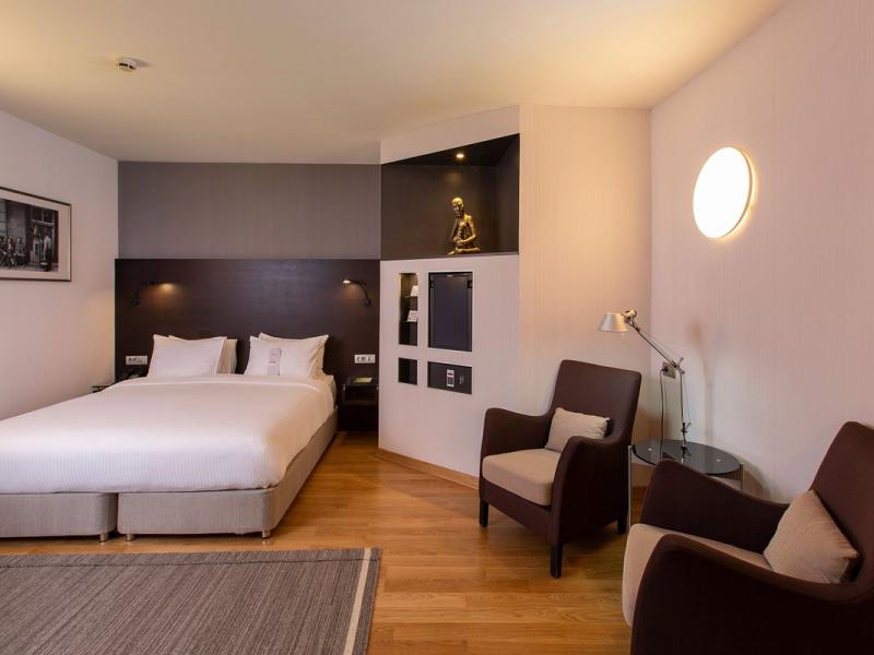 Nippon Hotel
