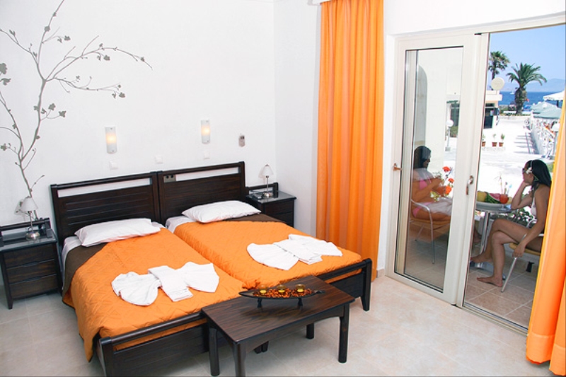 Niriides Beach Hotel