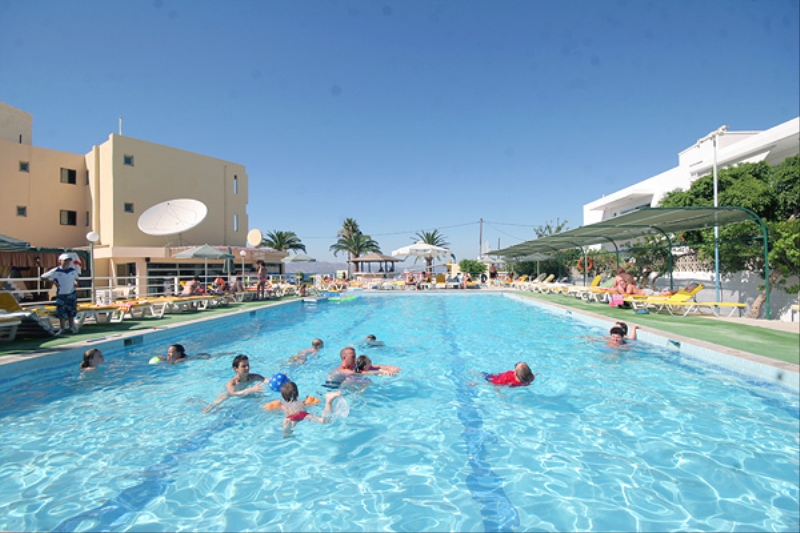 Niriides Beach Hotel