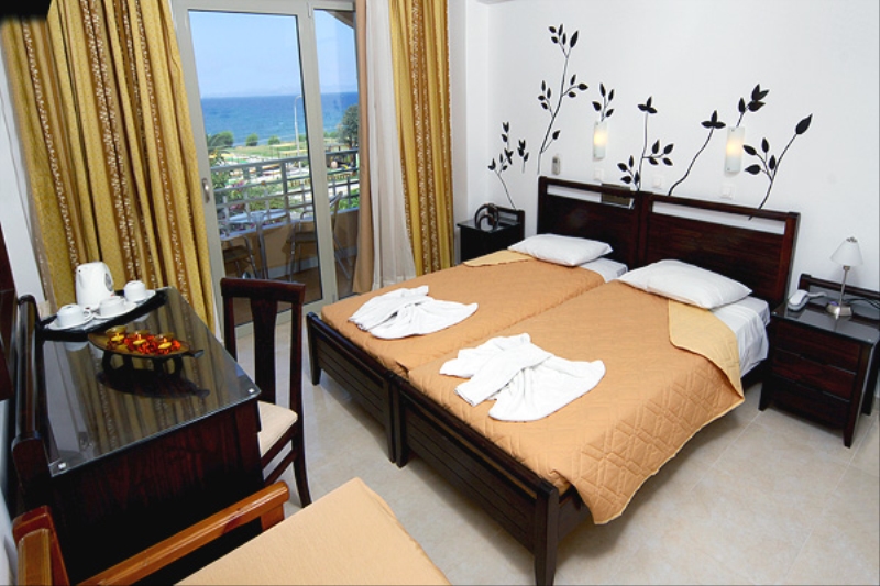 Niriides Beach Hotel