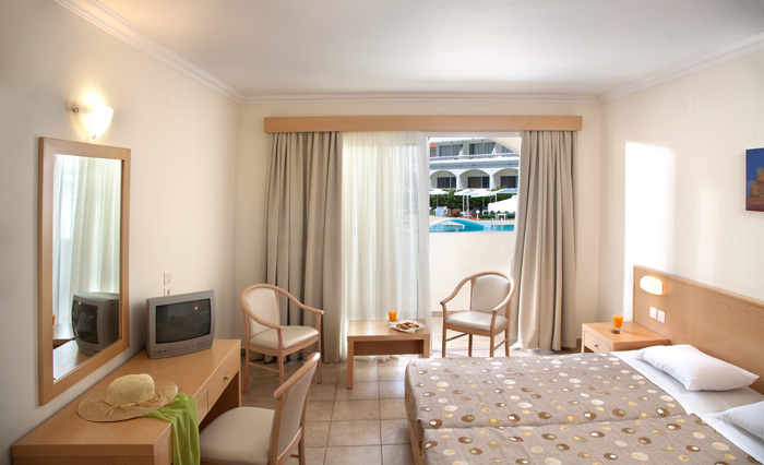 Niriides Hotel