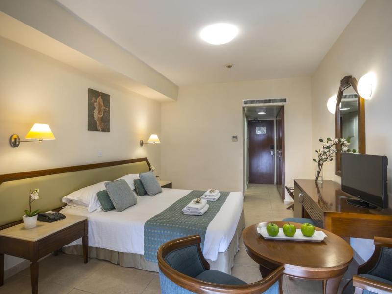 Aquamare Beach Hotel & Spa