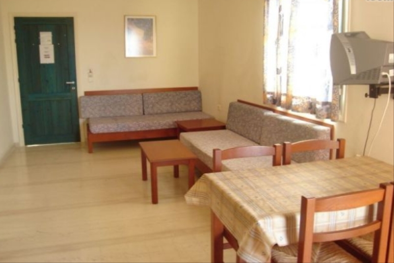 Niros Beach Apartments