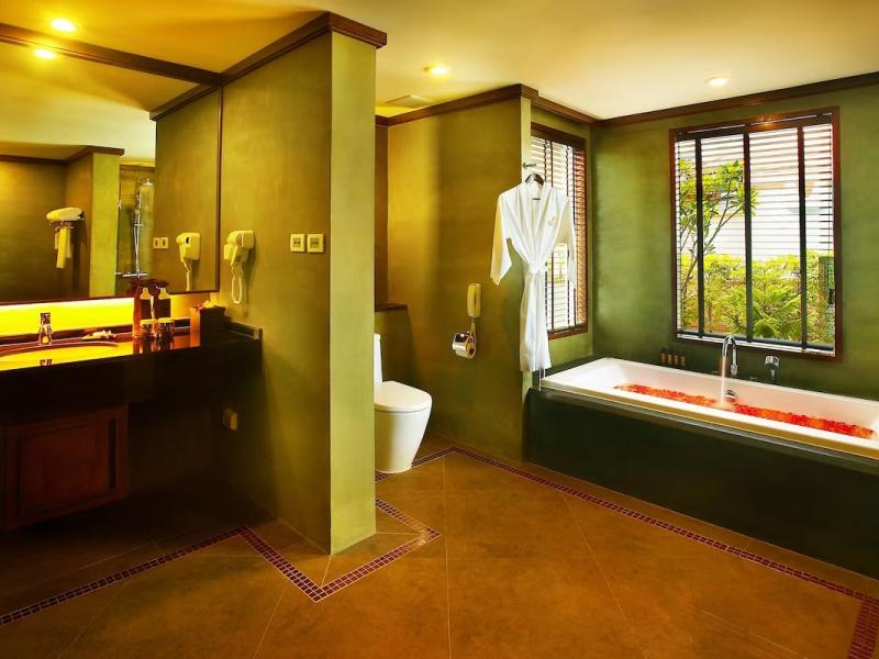 Nora Buri Resort & Spa