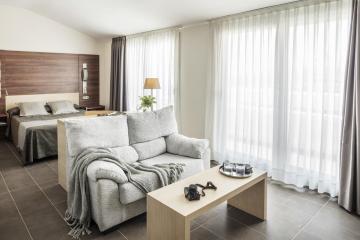 Отель Aqua Hotel Aquamarina & Spa Испания, Санта-Сусанна, фото 19
