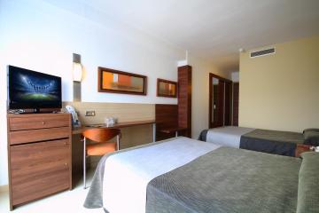 Отель Aqua Hotel Aquamarina & Spa Испания, Санта-Сусанна, фото 33