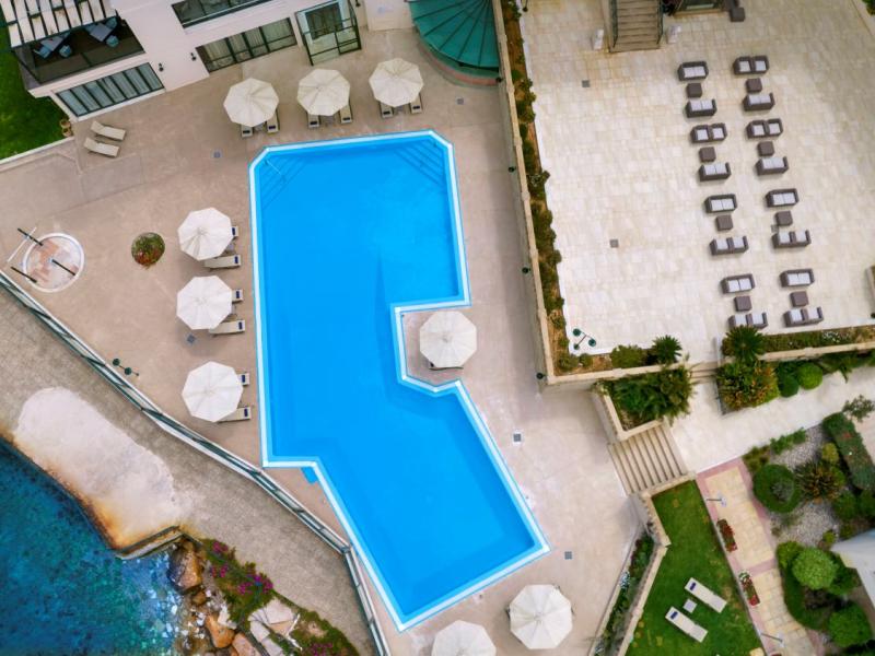 Ramada Athens Club Attica Riviera