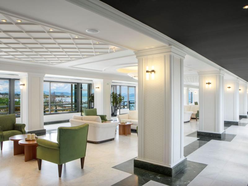 Ramada Athens Club Attica Riviera