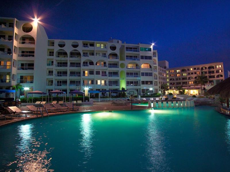 Aquamarina Beach