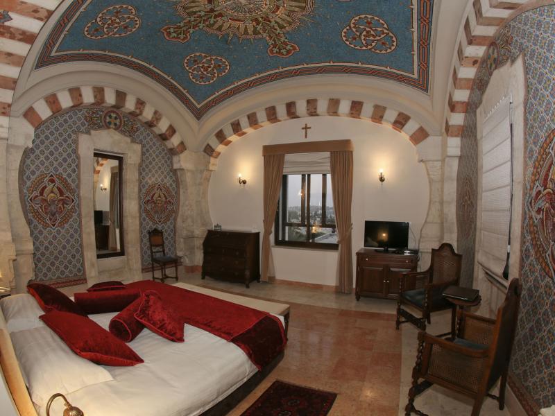 Notre Dame of Jerusalem Center