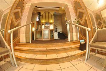 Nouvel Hotel