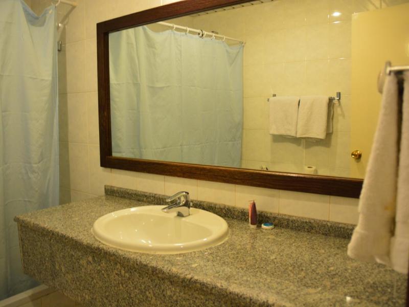 Aqua Vista Hotel & Suites